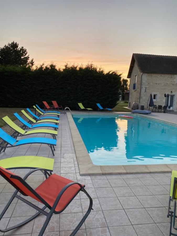 Oyre Kourline Villalunoterie Futuroscope Piscine Spa מראה חיצוני תמונה